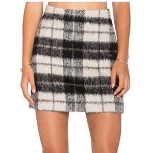 LIKE NEW Kate Spade Woodland Check Mini Skirt Black and Cream/White Wool…